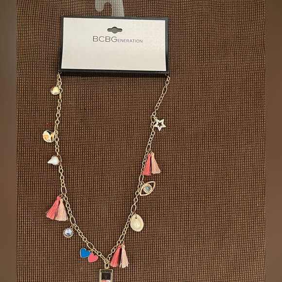 BCBG necklace - Picture 1 of 2